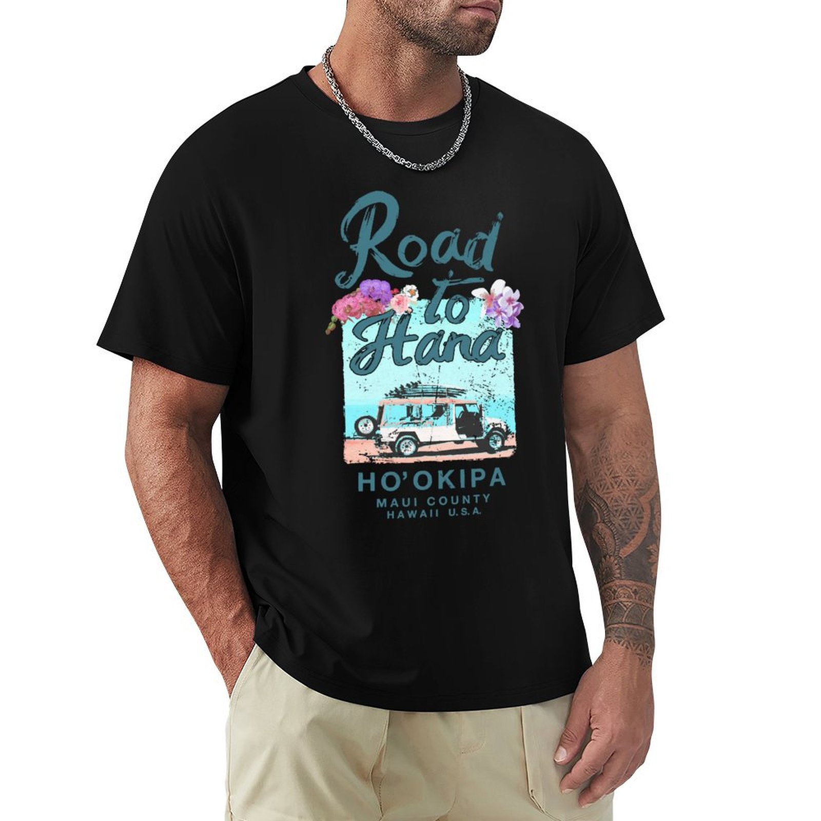 Vintage Hawaiian Floral Shirt - تي شيرت بتصميم عتيق بنقشة زهور